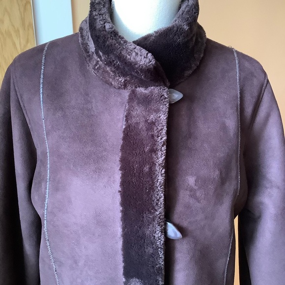 NOVELTI Brown Faux Suede Leather Shearling Midi Coat Size M - Picture 5 of 16